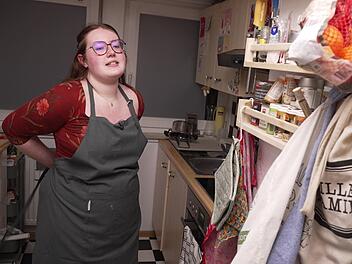 Mette-Lina zaubert in ihrer kleinen K&uuml;che gro&szlig;e Kulinarik.