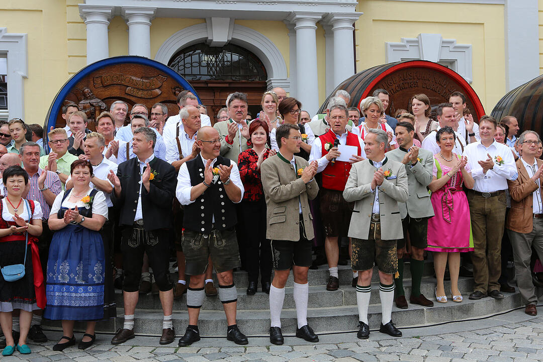 Eröffnung der Kulmbacher Bierwoche mit Büttnertanz und Bieranstich; Foto: Barbara Herbst