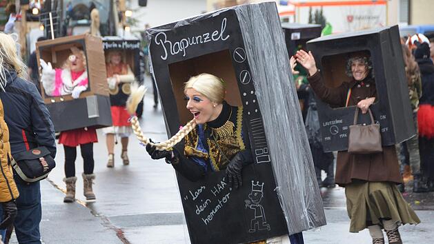 Straßenfasching in Ebenhausen Foto: Peter Rauch
