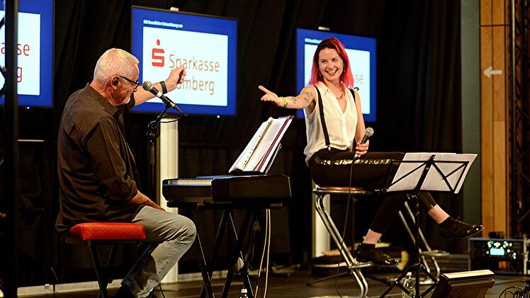 Wecker und Straub schätzen einander.    Foto: Helmut Ölschlegel
