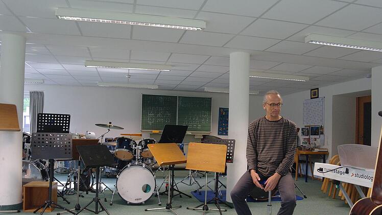 Den totalen Leerlauf erlebte Christian Hirschler, Lehrer an der August-Kömpel-Musikschule, während der coronabedingten probefreien Zeit.