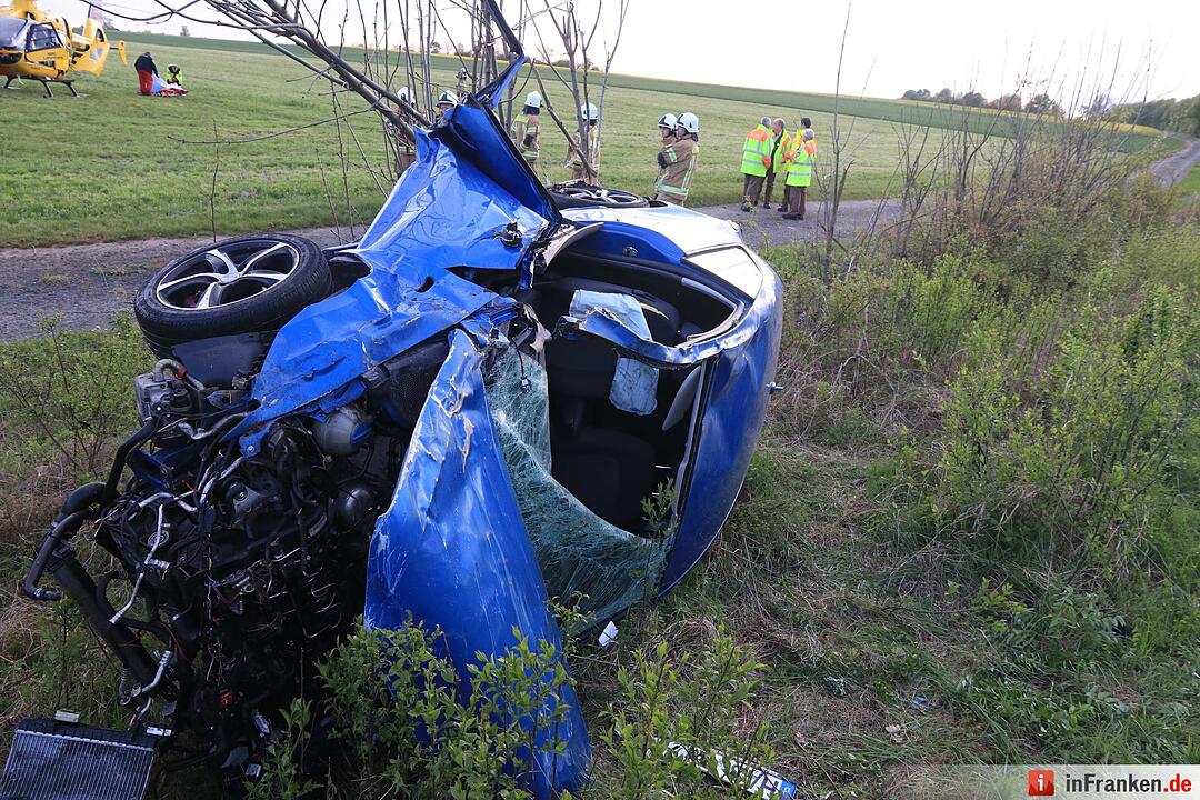 Nicht angeschnallt: Fahrer wird auf A70 bei Knetzgau aus Auto geschleudert