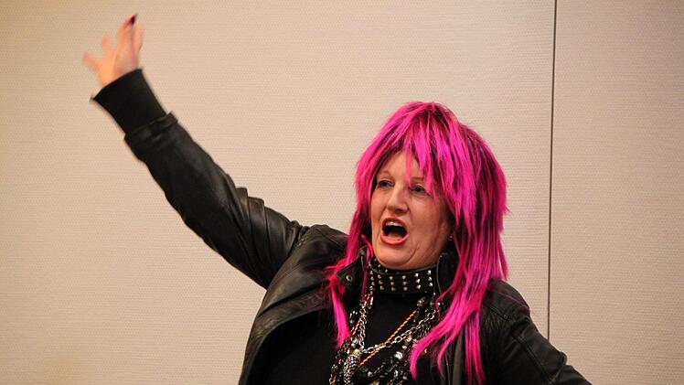 Bürgermeisterin Brigitte Punkerdierks wird prompt abgesetzt. Foto: Ulrike Müller