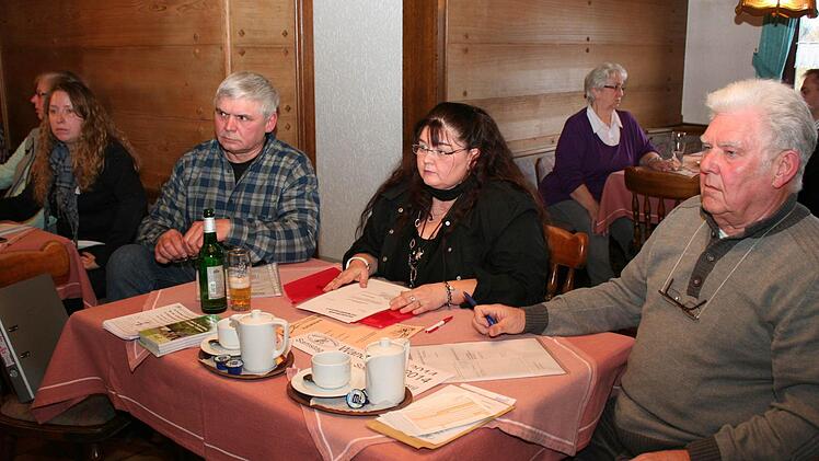 Der Vorstand mit Doris Jäger, Ottmar Völlner, Andrea Leicht und Hans Ehl (v. l.) wurde bei den Neuwahlen im Amt bestätigt. Foto: Evi Seeger