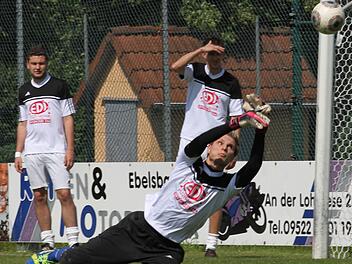 Der Torwart des FC Sand, Dominik Biemer, will auch im zweiten Saisonspiel gegen den TSV Kleinrinderfeld ohne Gegentreffer bleiben.