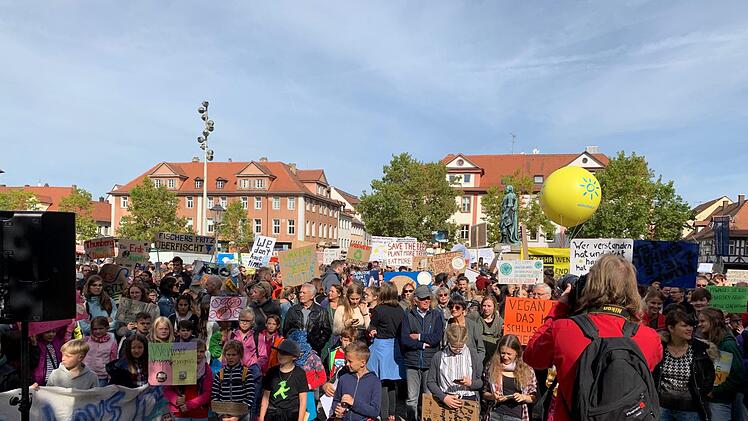 Eindrücke vom Klimastreik in Erlangen     Foto: Isabel Gaschler