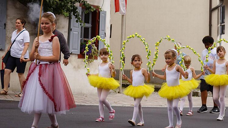 Ein echter Hingucker waren auch die Kinder der Ballettschule Hufnagel. Fotos: Florian Bauer