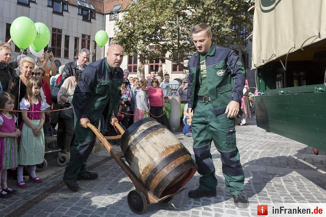 Fürther Michaeliskirchweih eröffnet