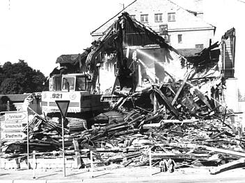 Abrissarbeiten an der ehemaligen Schlachthofkreuzung in CoburgFoto: CT-Archiv/Klaus Wöhner