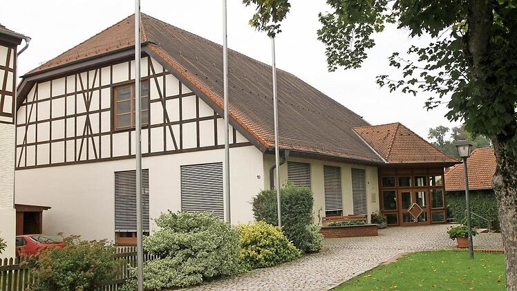 Im Juli 1998 wurde der Marktsaal eingeweiht, weswegen man an diesem Wochenende das 25-jährige Jubiläum feiert. Foto: Günther Geiling