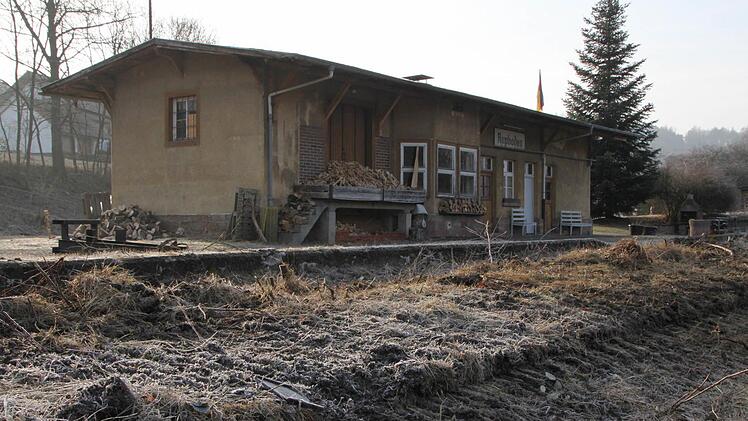 Der Bahnhof Rupboden hat schon einen Teil seiner Schienen eingebüßt. Foto: Ulrike Müller