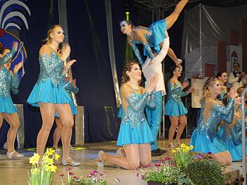 Die Ha-Ka-Ge-Schlossgarde zeigt einen eleganten Showtanz.Foto:  Winfried Ehling