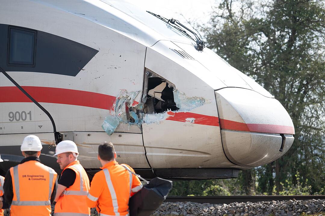 Baggerfahrer bei ICE-Unfall nahe Gelnhausen verletzt