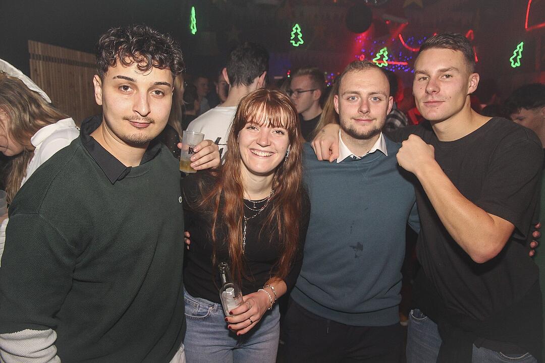Partystimmung an Heiligabend