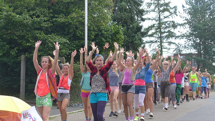 Unterasbach: Wegen des übergroßen Festzuges - Halteverbot und Straßensperrungen treten in Kraft