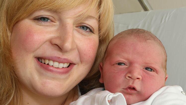 Kam aus Schweinfurt zur Entbindung nach Bamberg: Christiane Bless mit   ihrem zweiten Sohn Philipp
