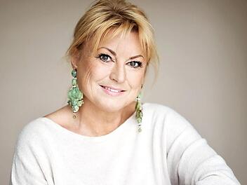 Sabine Weigand liest aus ihrem neuesten Buch.