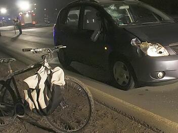 Ursprünglich lag das Mountainbike etwa 20 Meter neben dem tödlich verunglückten Radfahrer.  Foto: Josef Hofbauer