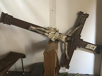 Unter anderem in der Klosterkirche Heilig Grab soll der Mann gewütet haben.  Dort wurde nicht nur ein großes Holzkreuz von der Wand gerissen, sondern  auch die Figur des "Heiligen Josefs"  (Bild unten) beschädigt. Foto: Marcus Wolf
