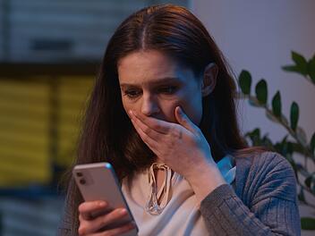 Unternehmen dementieren die Nutzung von Handy-Aufzeichnungen f&uuml;r Werbezwecke zu