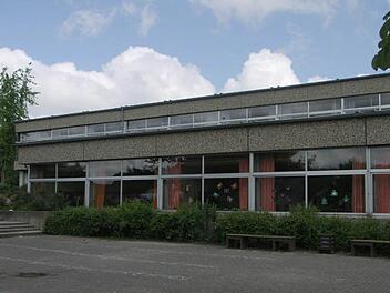 Das Schulgebäude in Untersteinbach Foto: Weinbeer/Archiv