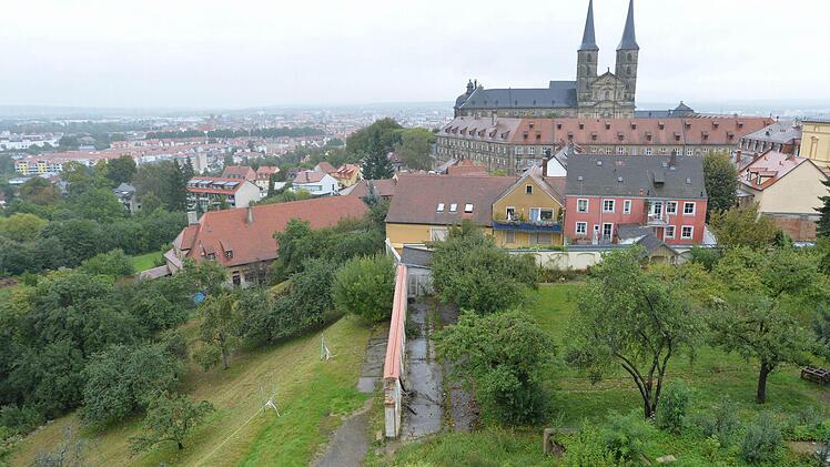 Aus einigen Räumen bietet sich ein schöner Bamberg-Blick.  Foto: Ronald Rinklef