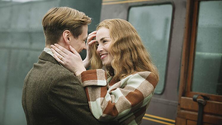 1950 heirateten Margaret und Bert Trautmann, im Film gespielt von Freya Mavor und David Kross. Ihr Sohn John kam im Alter von f&uuml;nf Jahren bei einem Autounfall ums Leben, was im Film auch thematisiert wird.