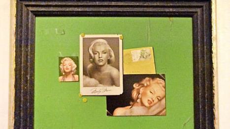 "4 x Marilyn auf Gr&uuml;n" hei&szlig;t dieses Bild von Jo Niklaus.