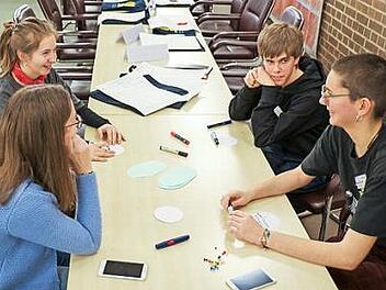 Vertreterinnen des Jugendb&uuml;ros Hemhofen arbeiteten mit.  Foto: privat