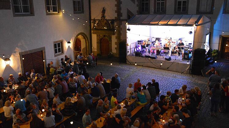 Saturday Night special im Hof des Deutschordensschlosses Foto: Björn Hein