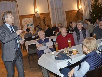 Bürgermeister Rainer Detsch bei seiner Wahlveranstaltung Foto: K.-H. Hofmann