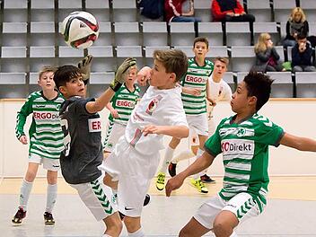 Nicht nur die Talente des FC Augsburg und der SpVgg Greuther Fürth, sondern erstmals auch die Jungs von Borussia Mönchengladbach, Werner Bremen oder dem Hamburger SV sind in Coburg am Start. Foto: Archiv