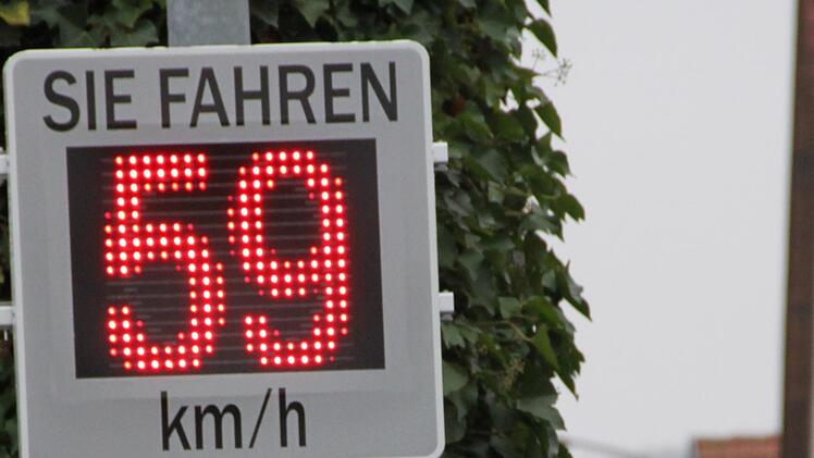 Der Markt Burkardroth versucht auf verschiedene Arten, dem Verkehrsaufkommen Herr zu werden.