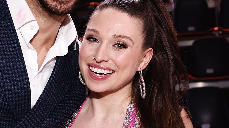 Bianca Heinicke wurde als YouTuberin BibisBeautyPalace ber&uuml;hmt. Nach einer langen Pause kehrte sie 2024 in die &Ouml;ffentlichkeit zur&uuml;ck.