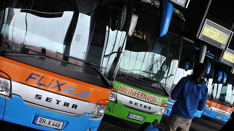 Die Gründer von Flixbus haben 2012 am Businessplan-Wettbewerb Nordbayern teilgenommen. Heute zeigt sich der Erfolg ihrer Idee. Foto: Frank Leonhardt, dpa