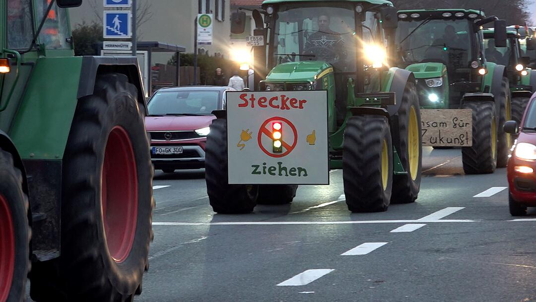 Bilder von der Mega-Demo in Nürnberg: Tausende Bauern demonstrieren