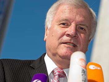 Am 13. Juni wird Ministerpräsident Horst Seehofer (CSU) eine Rede beim CSU-Bezirkstag in Bad Brückenau halten. Foto: Sven Hoppe/dpa