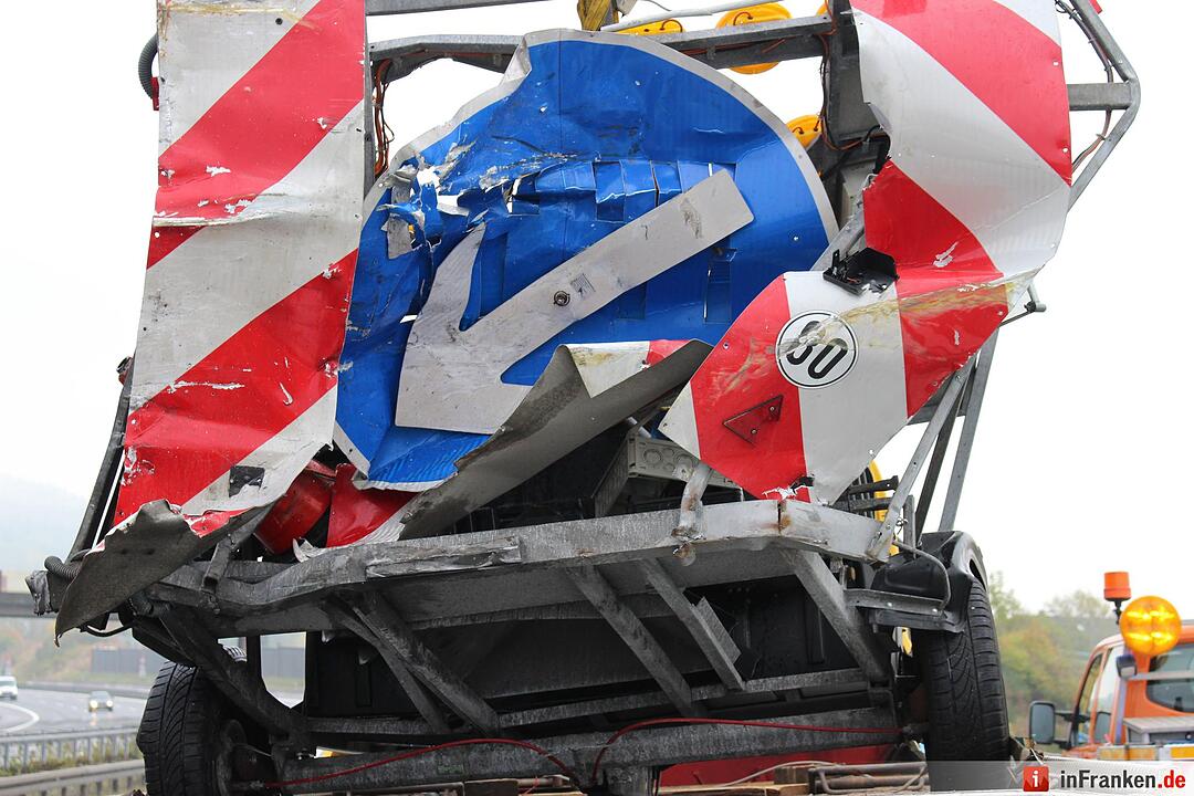 Lkw-Unfall auf der A9 bei Trockau