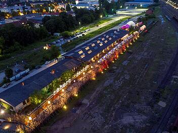 Die Location aus der Luft: Die alte Pakethalle ist Dreh- und Angelpunkt der 29. Coburger Designtage.