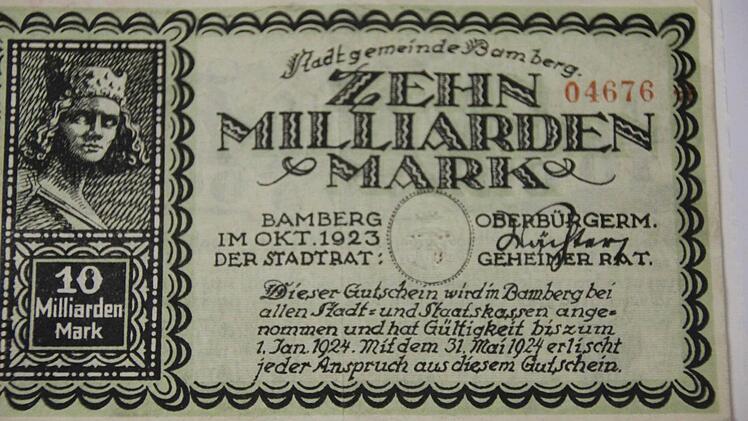Wie viele Nullen haben zehn Milliarden? Dieser Schein wurde im Oktober 1923 ausgegeben.Foto: Eckehard Kiesewetter