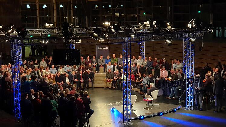 Diese Arena muss Platz haben, im Herzogenauracher Vereinshaus kein Thema.  Foto: BR