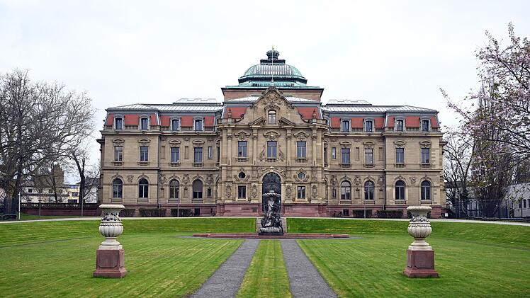 BGH zu Werbung f&uuml;r &auml;rztliche Behandlung mit Cannabi