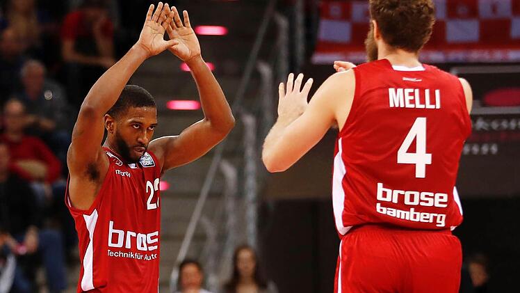 Am Sonntag gewinnt Brose Bamberg  gegen die Telekom Baskets Bonn souver&auml;n mit 70:85. Foto: Daniel L&ouml;b / Loeb