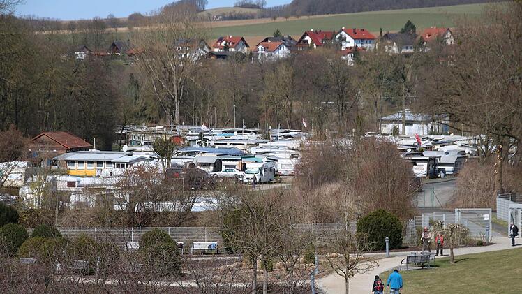 Blick auf den Staffelsteiner Campingplatz von einem Gradierwerk aus.Matthias Einwag