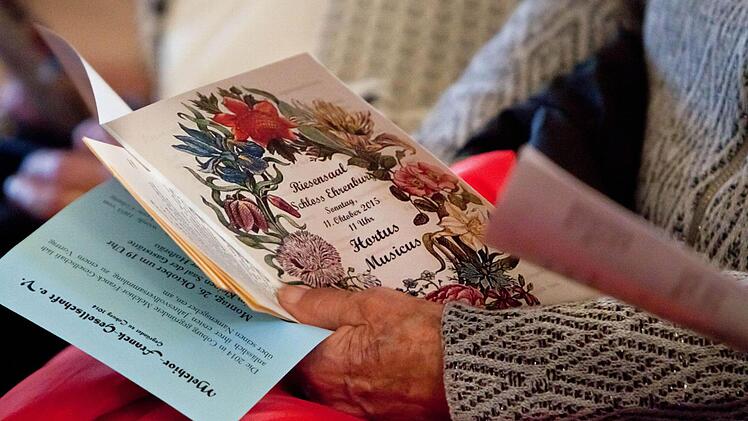 Impressionen vom Konzert mit dem Melchior-Franck-Kreis im Riesensaal der Coburger Ehrenburg.Foto: Jochen Berger