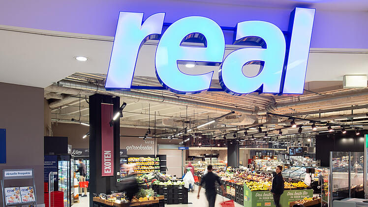 Real-Filiale in Hallstadt
