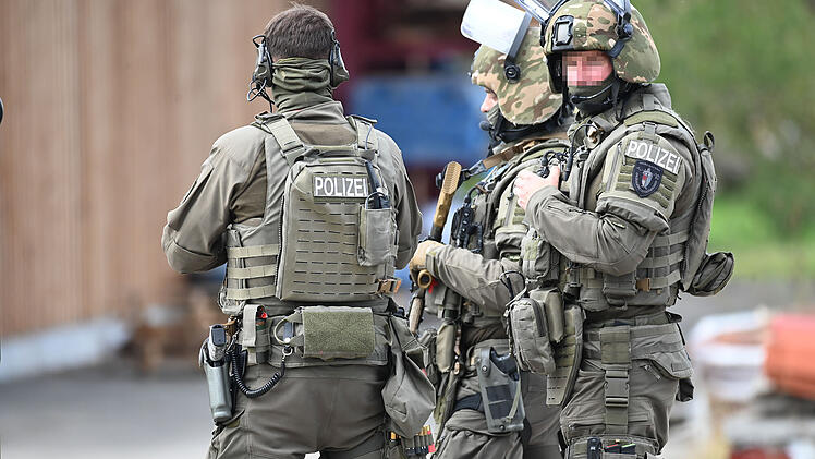 Weiltingen: Mann aus Auto heraus erschossen