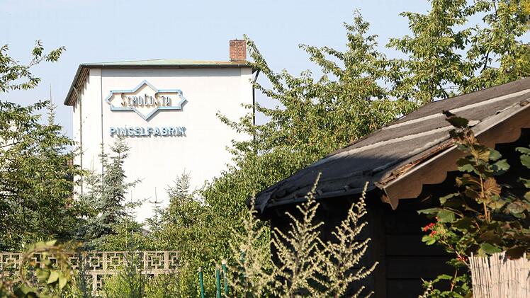 Mitte August wird dieses hohe Gebäude abgetragen, ebenso die vier angrenzenden kleineren.