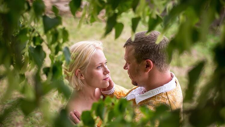 Szene aus "Der tolle Tag oder Figaros Hochzeit"  Foto: Rosenberg Festspiele