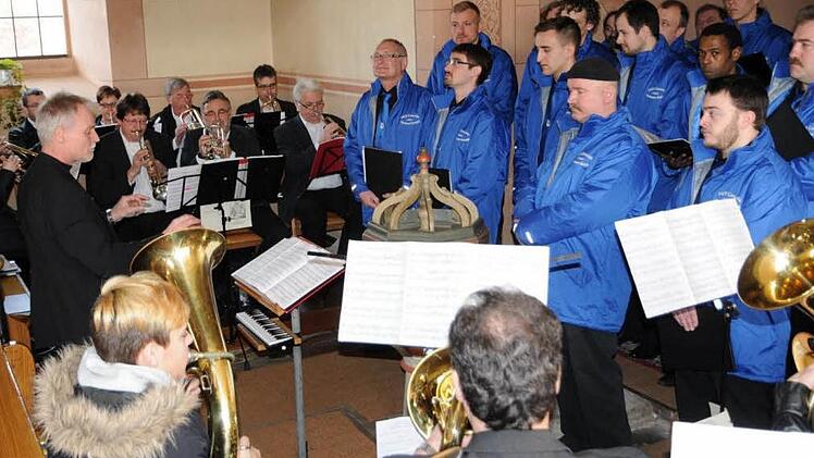Der Posaunenchor Altershausen/Sechsthal unterstützte den Männerchor musikalisch. Foto: Gerold Snater